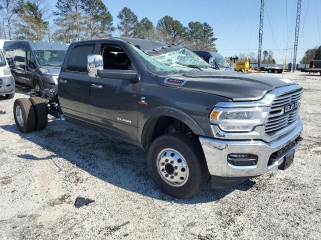 3C63RRJL6NG421750 - 2022 RAM 3500 LARAMIE GRAY photo 4