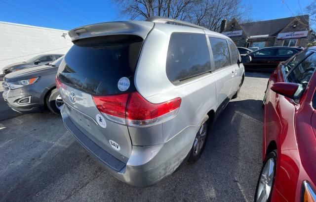 5TDKK3DC9CS234728 - 2012 TOYOTA SIENNA LE GRAY photo 4