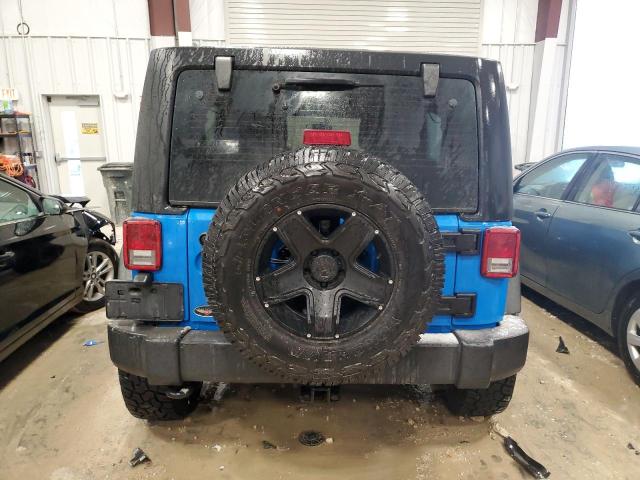 1J4BA3H17BL621073 - 2011 JEEP WRANGLER U SPORT Синій фото 6