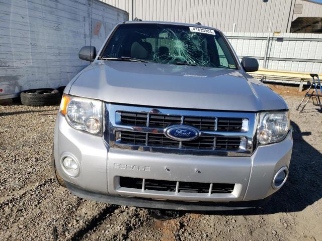 1FMCU0DG4CKC84715 - 2012 FORD ESCAPE XLT SILVER photo 5