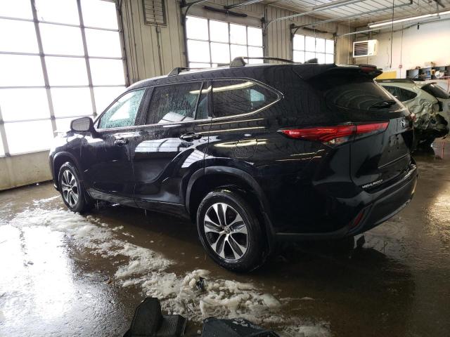 5TDGZRBH2NS586717 - 2022 TOYOTA HIGHLANDER XLE BLACK photo 2