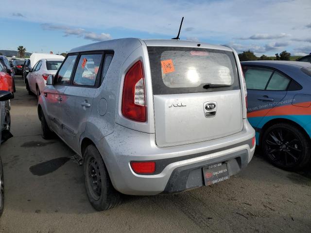 KNDJT2A57C7392732 - 2012 KIA SOUL SILVER photo 2