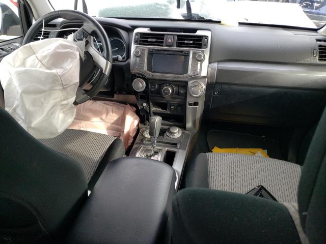 JTEBU5JR8G5307349 - 2016 TOYOTA 4RUNNER SR5/SR5 PREMIUM 银色 照片 8