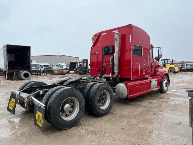 1XPHD49X9BD118010 - 2011 PETERBILT 386 RED photo 4