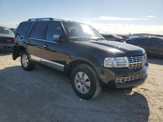 5LMJJ2H50EEL03327 - 2014 LINCOLN NAVIGATOR BLACK photo 4