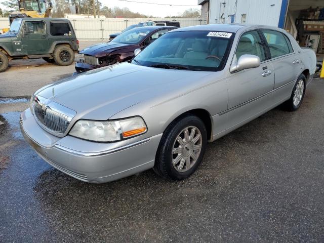 2007 LINCOLN TOWN CAR SIGNATURE LIMITED, 