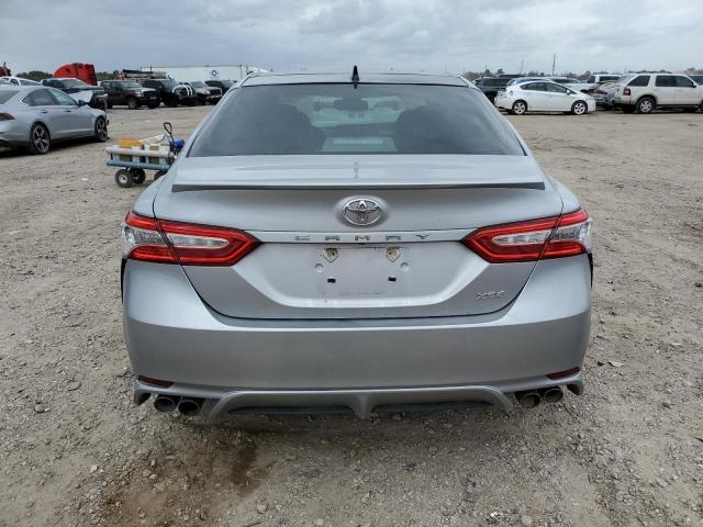 4T1K61AK0LU364893 - 2020 TOYOTA CAMRY XSE SILVER photo 6