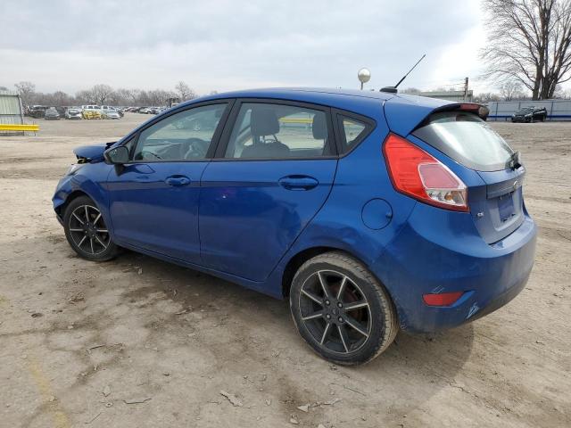 3FADP4EJ9JM142812 - 2018 FORD FIESTA SE BLUE photo 2