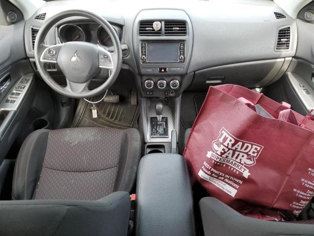 JA4AP3AU6KU028944 - 2019 MITSUBISHI OUTLANDER ES შავი ფოტო 8