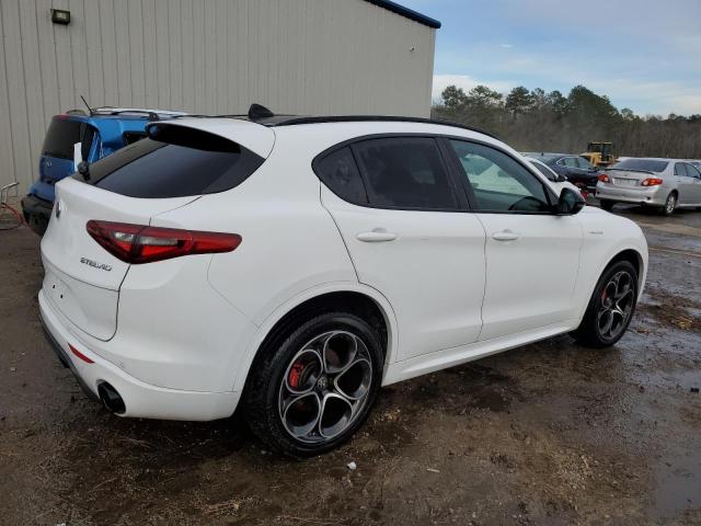 ZASPAKBN4N7D45893 - 2022 ALFA ROMEO STELVIO TI WHITE photo 3