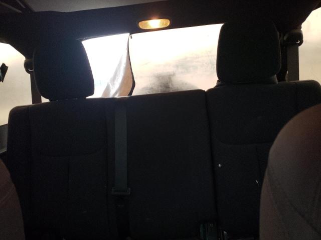 1C4BJWDG8FL588897 - 2015 JEEP WRANGLER U SPORT მწვანე ფოტო 10