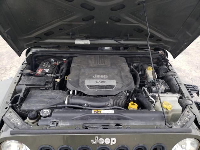 1C4BJWDG8FL588897 - 2015 JEEP WRANGLER U SPORT მწვანე ფოტო 12