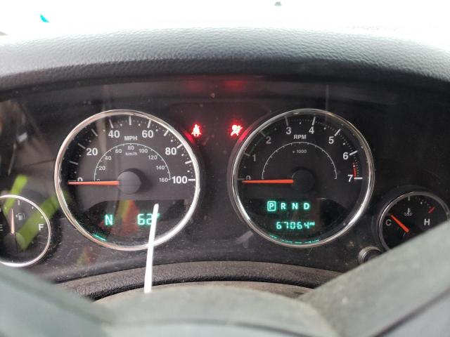 1C4BJWDG8FL588897 - 2015 JEEP WRANGLER U SPORT მწვანე ფოტო 9