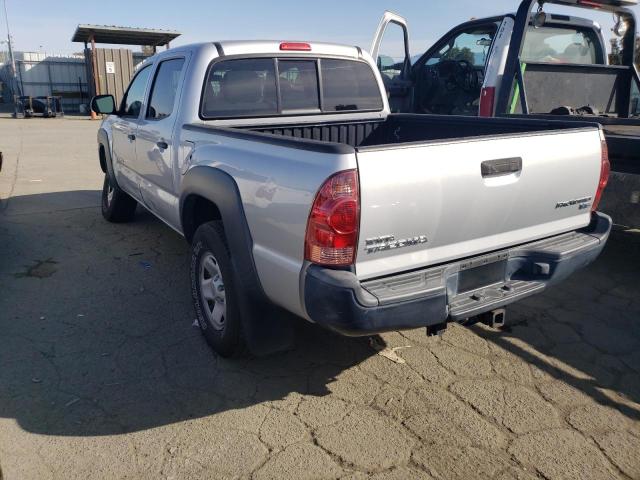 3TMJU4GN8DM142861 - 2013 TOYOTA TACOMA DOUBLE CAB PRERUNNER SILVER photo 2