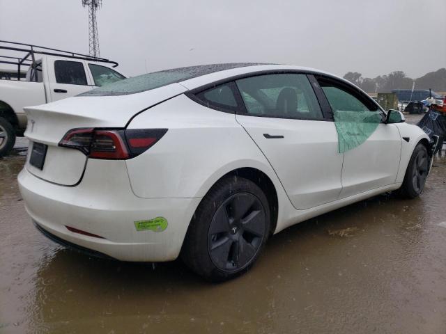 5YJ3E1EA4PF606256 - 2023 TESLA MODEL 3 WHITE photo 3