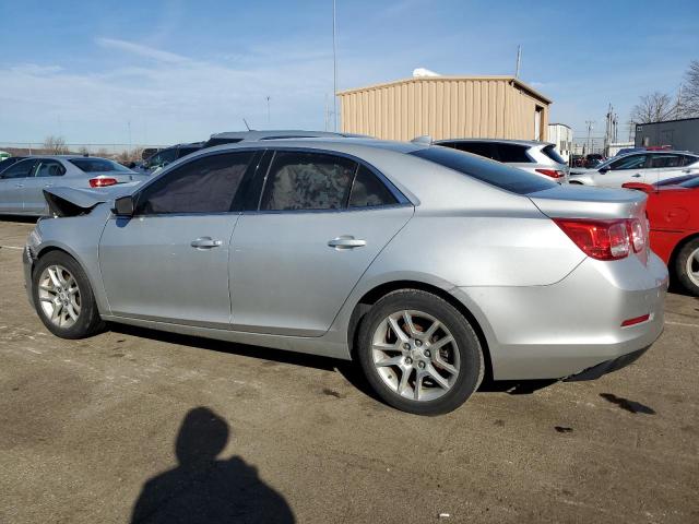 1G11D5RRXDF111139 - 2013 CHEVROLET MALIBU 1LT Srebrny zdjęcie 2
