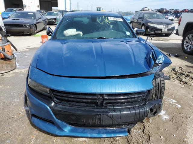 2C3CDXBG9LH158006 - 2020 DODGE CHARGER SXT BLUE photo 5