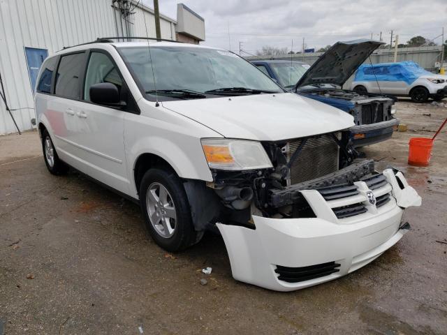 2D4RN3D10AR416542 - 2010 DODGE GRAND CARA HERO WHITE photo 4