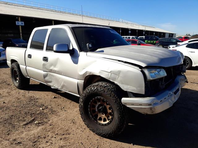 2GCEC13V771158912 - 2007 CHEVROLET SILVERADO C1500 CLASSIC CREW CAB SILVER photo 4