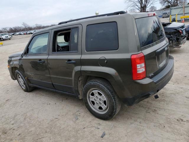 1C4NJPBB3FD263319 - 2015 JEEP PATRIOT SPORT GREEN photo 2