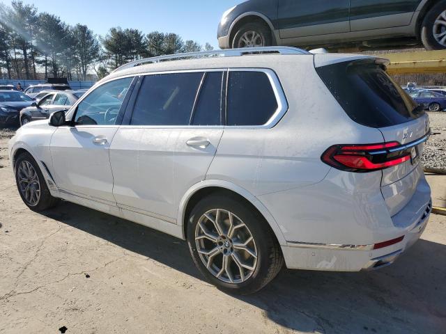 5UX23EM0XR9U94057 - 2024 BMW X7 XDRIVE40I WHITE photo 2