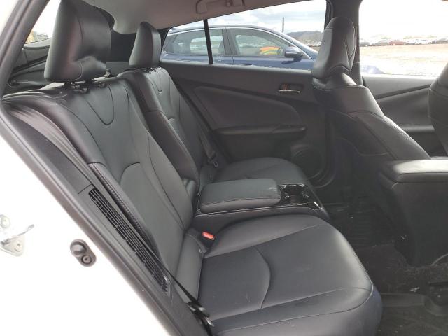 JTDKARFP0H3059574 - 2017 TOYOTA PRIUS PRIM თეთრი ფოტო 10