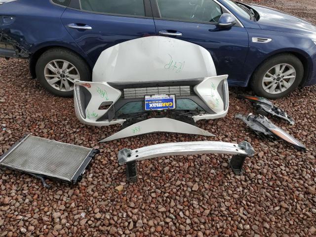 JTDKARFP0H3059574 - 2017 TOYOTA PRIUS PRIM თეთრი ფოტო 12