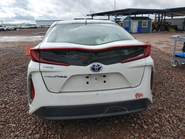 JTDKARFP0H3059574 - 2017 TOYOTA PRIUS PRIM თეთრი ფოტო 6