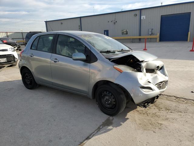 JTDKT903495256804 - 2009 TOYOTA YARIS SILVER photo 4