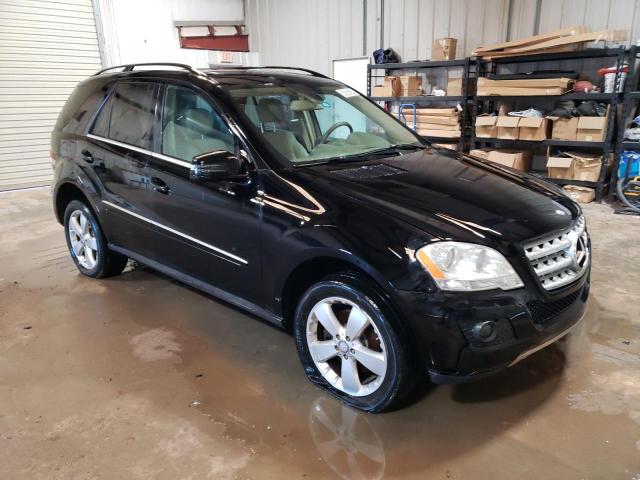 4JGBB8GB2BA735807 - 2011 MERCEDES-BENZ ML 350 4MATIC BLACK photo 4