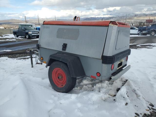 4FVCABAA41U317628 - 2001 INGERSOLL-RAND COMPRESSOR 银色 照片 3