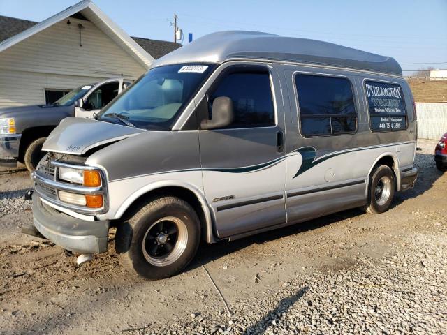 1GBFG15R4X1005553 - 1999 CHEVROLET G1500 EXPR WHITE photo 1