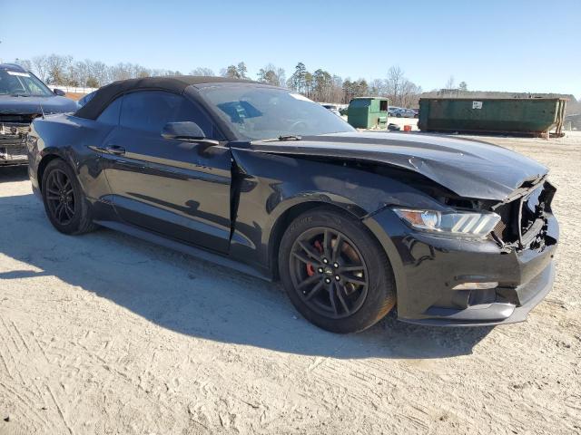 1FATP8UH9F5383042 - 2015 FORD MUSTANG BLACK photo 4