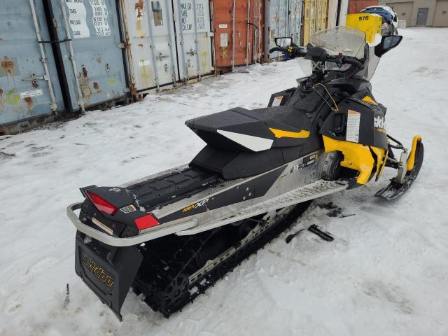 2BPSMUCA4CV000156 - 2012 SKI DOO RENEGADE BLACK photo 4