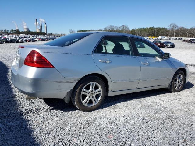 1HGCM56307A155413 - 2007 HONDA ACCORD SE SILVER photo 3