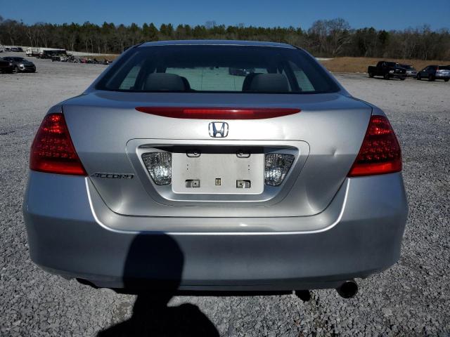 1HGCM56307A155413 - 2007 HONDA ACCORD SE SILVER photo 6