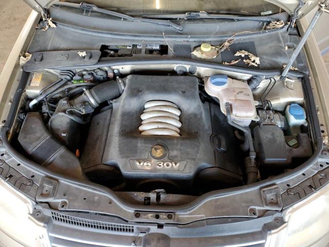 WVWRH63B61P212703 - 2001 VOLKSWAGEN PASSAT GLX Bej foto 11
