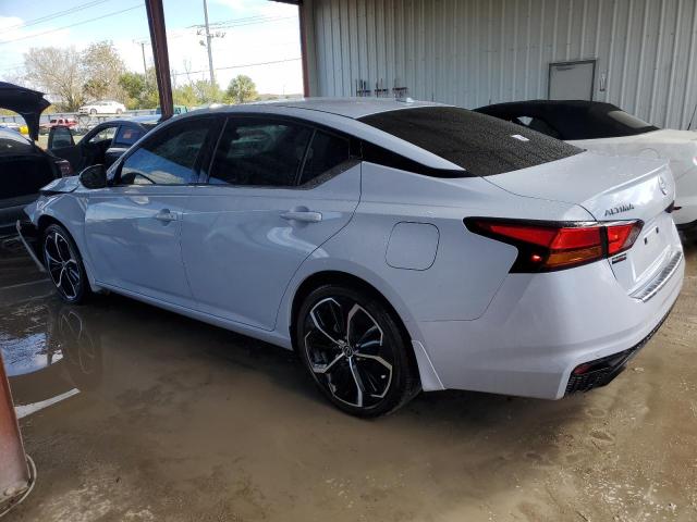 1N4BL4CV3PN381263 - 2023 NISSAN ALTIMA SR GRAY photo 2