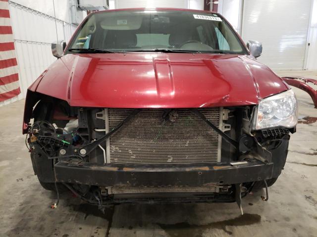 2C4RC1CG9DR569728 - 2013 CHRYSLER TOWN & COU TOURING L RED photo 5