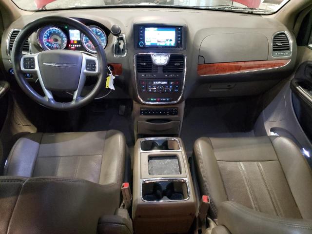 2C4RC1CG9DR569728 - 2013 CHRYSLER TOWN & COU TOURING L RED photo 8