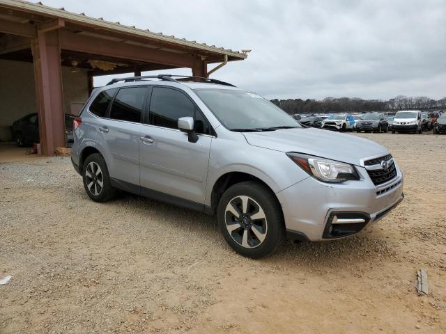JF2SJARC2JH595270 - 2018 SUBARU FORESTER 2.5I LIMITED SILVER photo 4