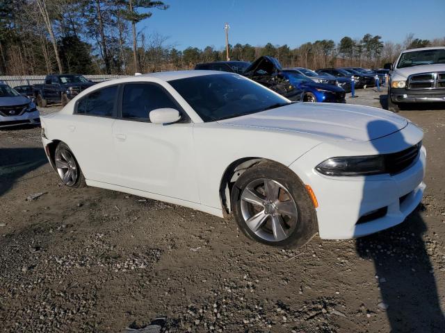 2C3CDXHG0GH132228 - 2016 DODGE CHARGER SXT WHITE photo 4