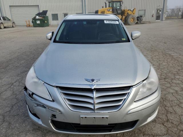 KMHGC4DF5AU089811 - 2010 HYUNDAI GENESIS 4.6L SILVER photo 5