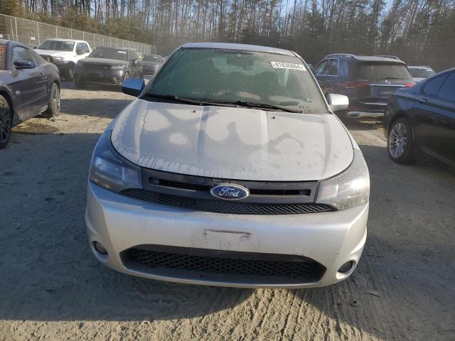 1FAHP3GNXAW261254 - 2010 FORD FOCUS SES SILVER photo 5