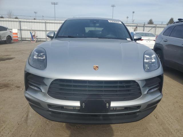 WP1AA2A57MLB09596 - 2021 PORSCHE MACAN SILVER photo 5