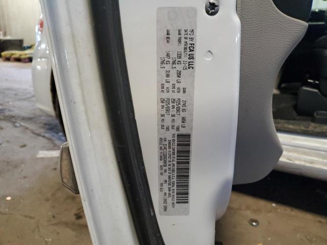 2C4RC1CG9GR208438 - 2016 CHRYSLER TOWN & COU TOURING L WHITE photo 13