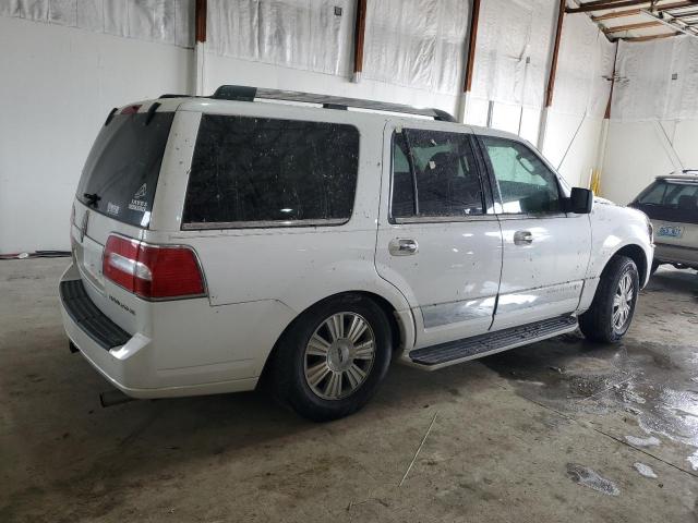 5LMFU28549LJ00455 - 2009 LINCOLN NAVIGATOR WHITE photo 3