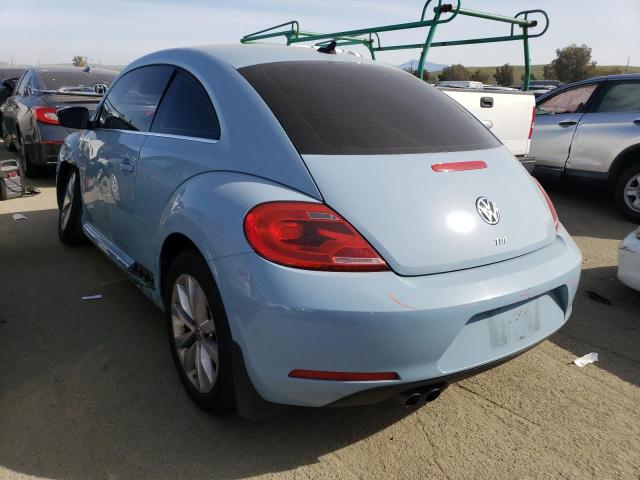 3VWJA7AT7FM621161 - 2015 VOLKSWAGEN BEETLE TDI BLUE photo 2