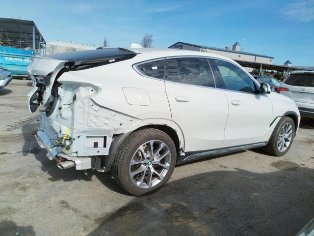 5UXCY6C07M9E82201 - 2021 BMW X6 XDRIVE40I WHITE photo 3