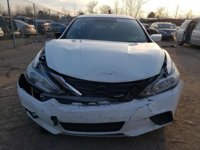 1N4AL3AP7JC117007 - 2018 NISSAN ALTIMA 2.5 WHITE photo 5